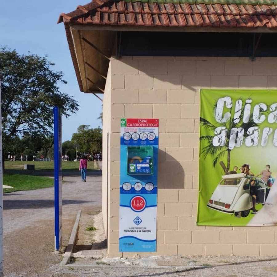 desfibrilador-policarbonato-oficina-turisme-vilanova-geltru