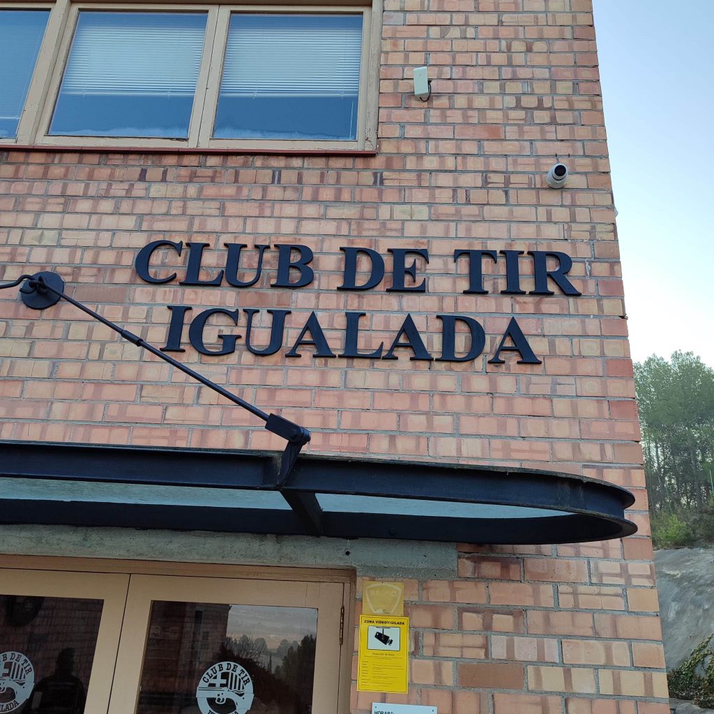 club-tir-igualada-façana