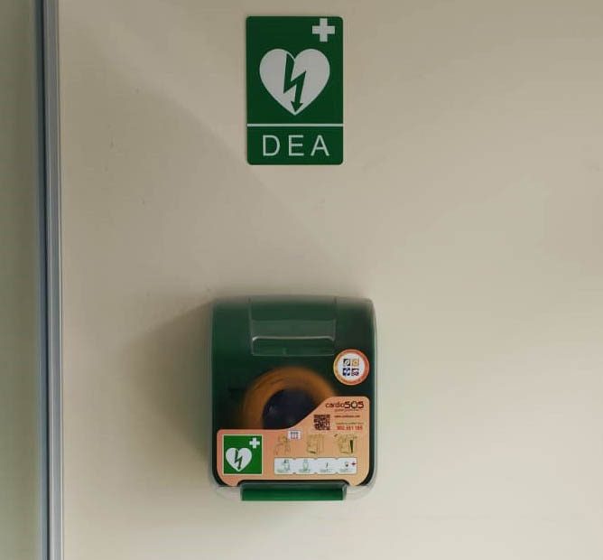 dea-vitrina-carteleria-federacio-hostaleria-girona