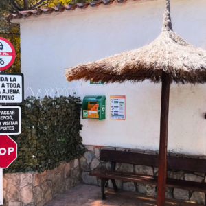 camping-vacaciones-desfibrilador